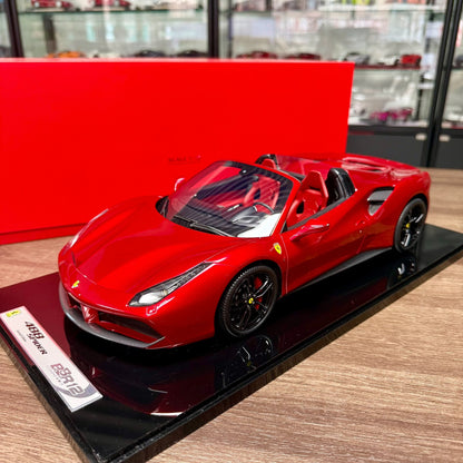 BBR Ferrari 488 1:12 Resin Model image 1