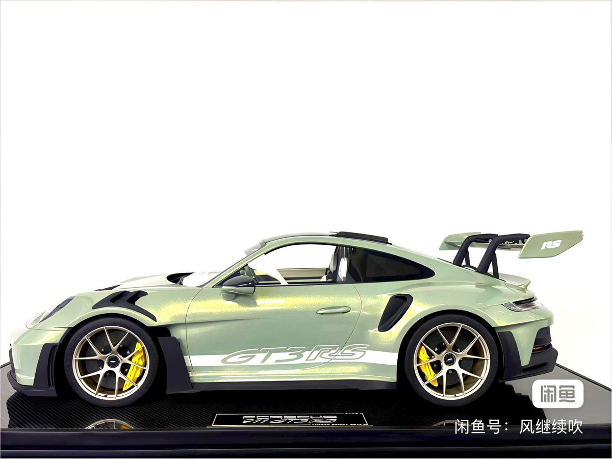 Scale Model DM Porsche 992 RS 1:8 - immagine 1
