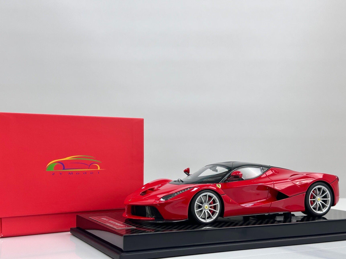 Scale Model GAVIN+ZigzagYoungste Ferrari GA007 1:18 - immagine 1