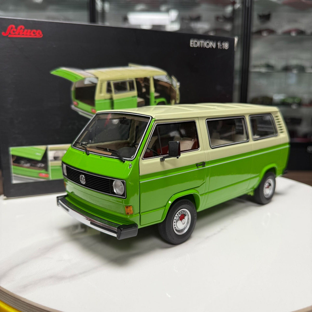 Scale Model 1 18 VW OpeningModel 1:18 Green - immagine 1