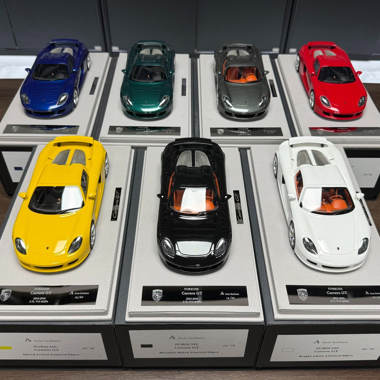 Auto Scultura Porsche Carrera GT 1:18 Resin Model image 1