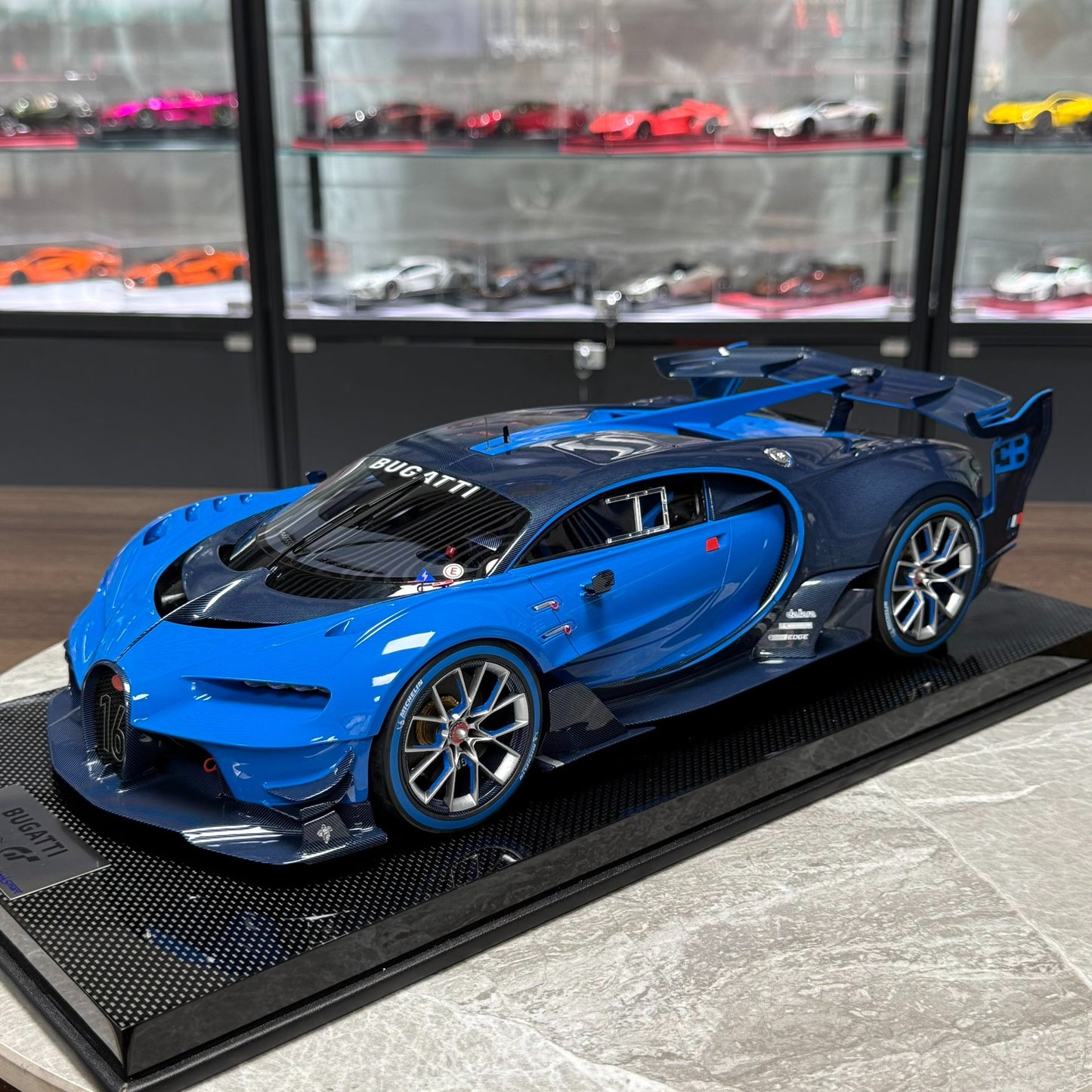 Looksmart Bugatti Vision Gran Turismo VGT 1:12 Resin Model image 1