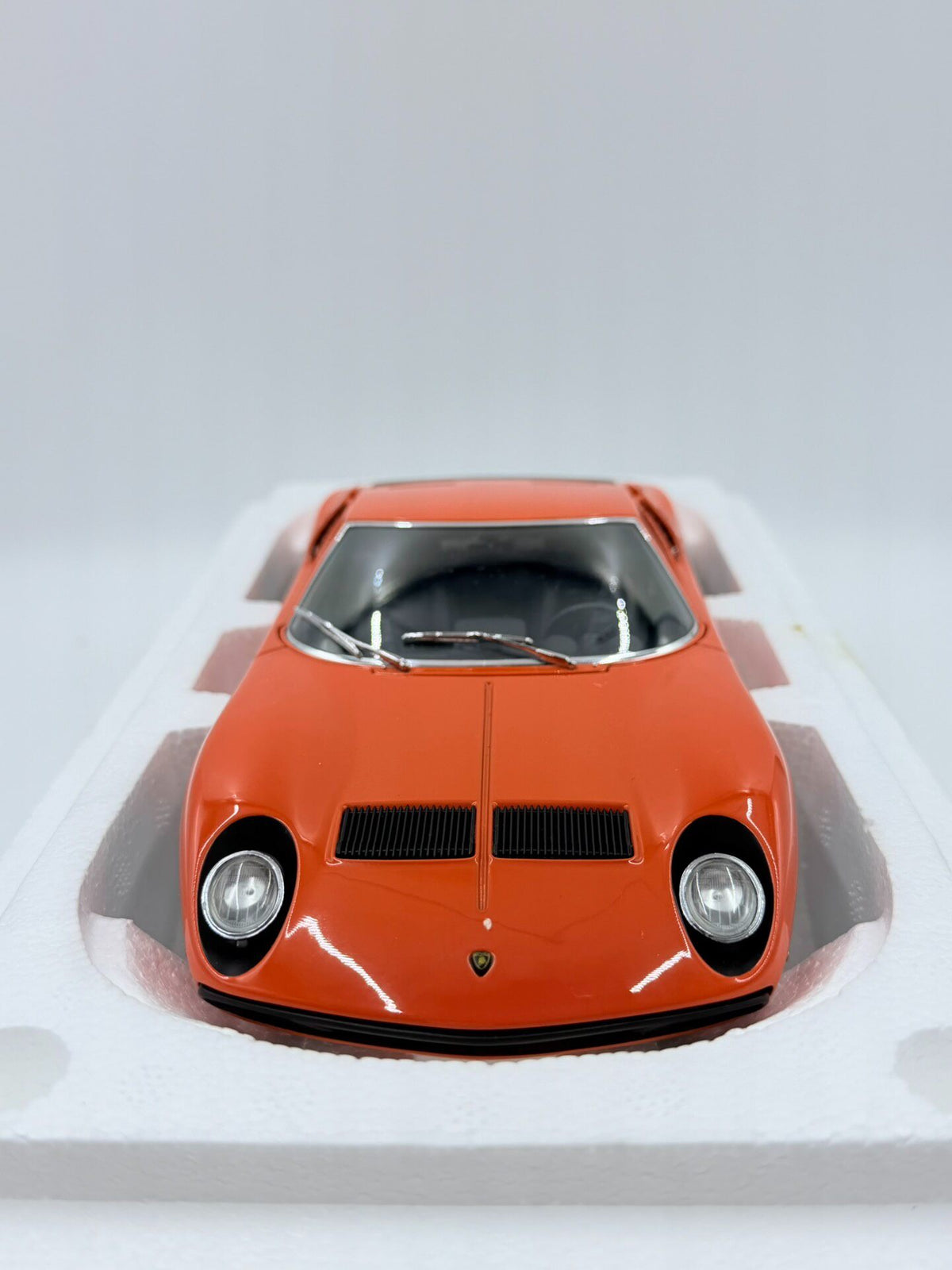 AUTOart LamborghiniMiura SV 1:18 - immagine 1