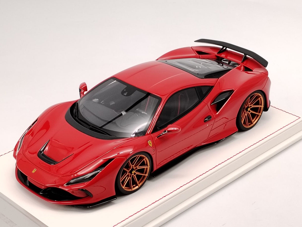 Scale Model DG FerrariF 8 Novetic DG200 1:18 Red - immagine 1