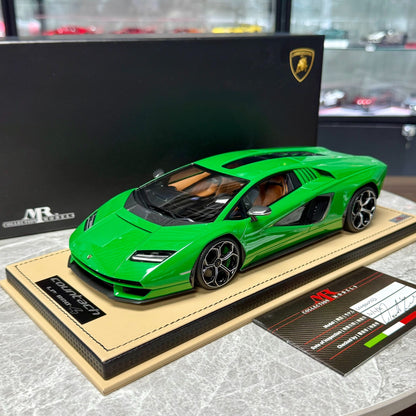 MR Lamborghini Countach LPI800-4 1:18 Resin Model image 1