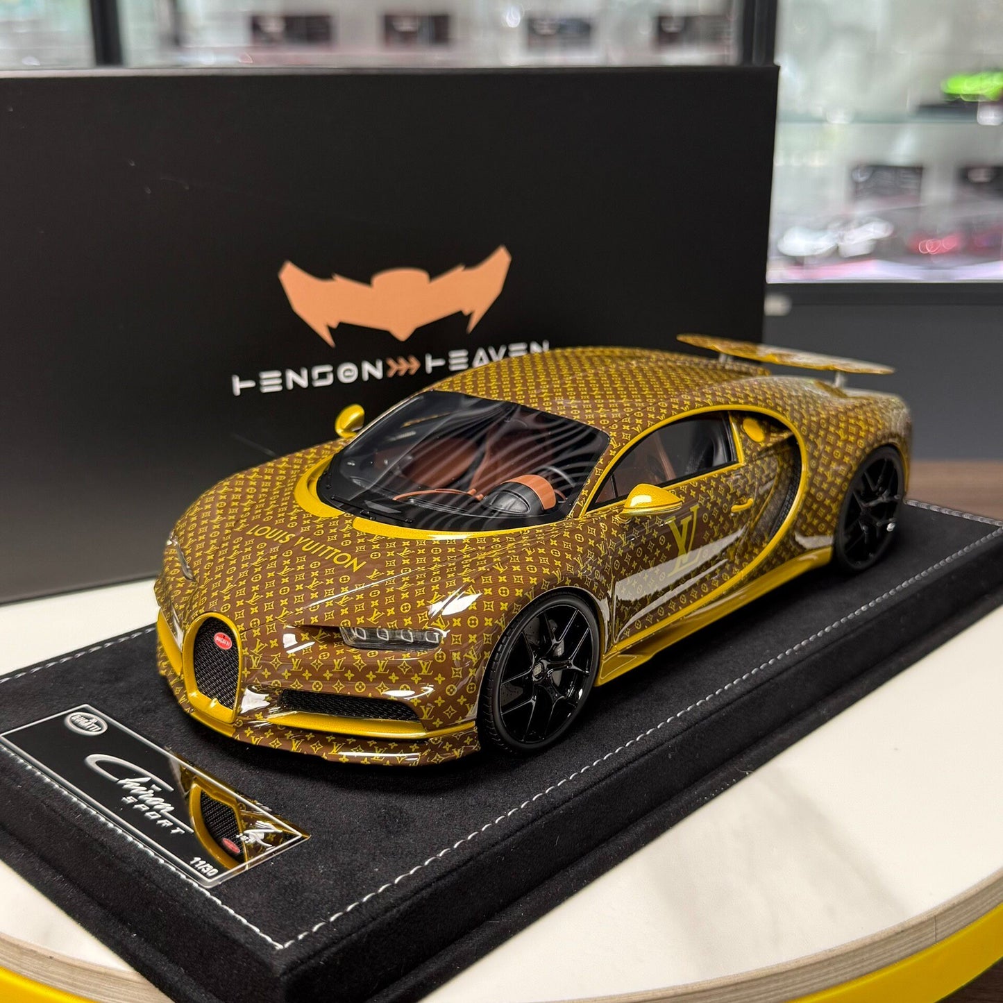 HH Model Bugatti chiron 1:18 Resin Model image 1