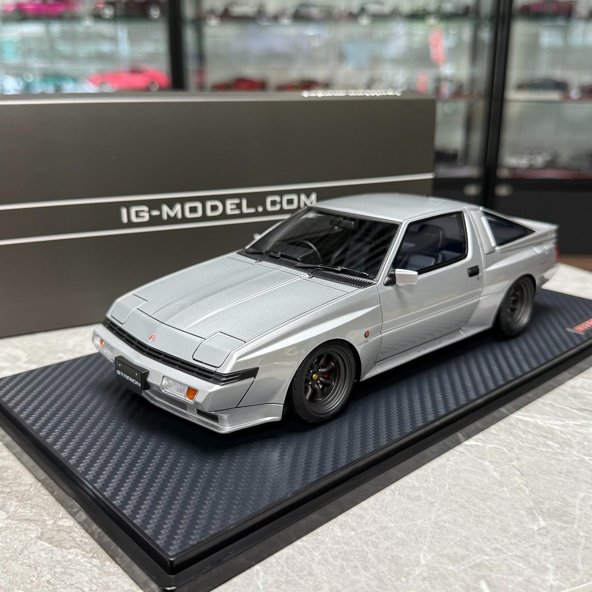 Ignition Model Mitsubishi STARION 2600 GSR-VR 1:18 Resin Model image 1