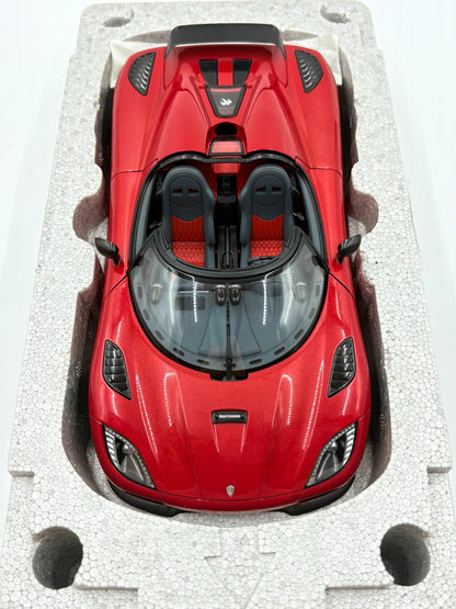 AUTOart Koenigsegg Agera RedDiecastModel 1:18 - immagine 1