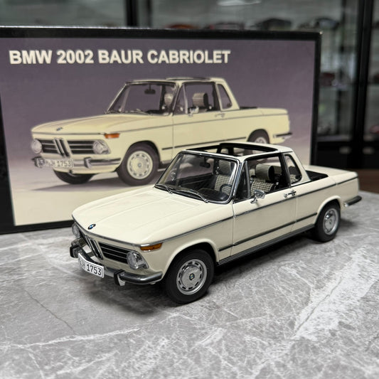 AUTOart BMW 2002 BAUR 1:18 Alloy Model image 1