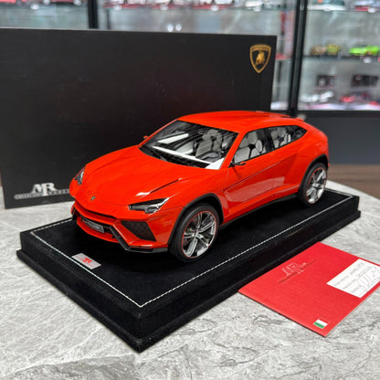 MR Lamborghini URUS 1:18 Resin Model image 1