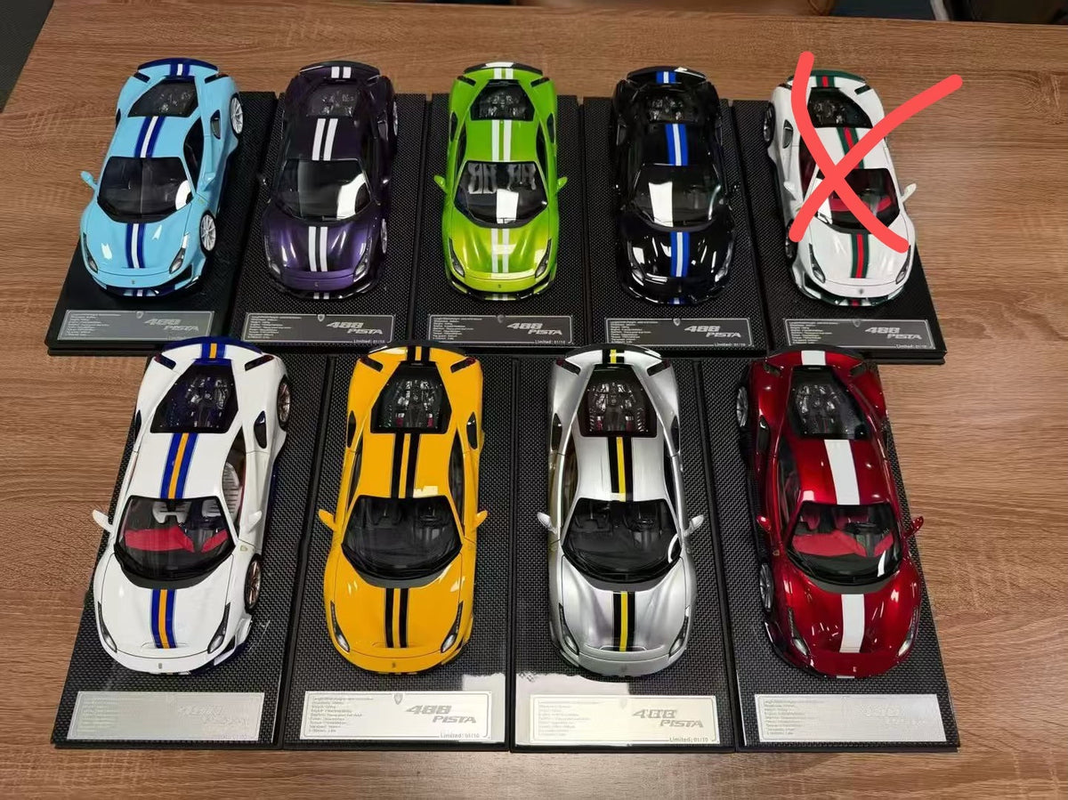 Scale Model DM Ferrari 488pista ResinOpening 1:18 - immagine 1