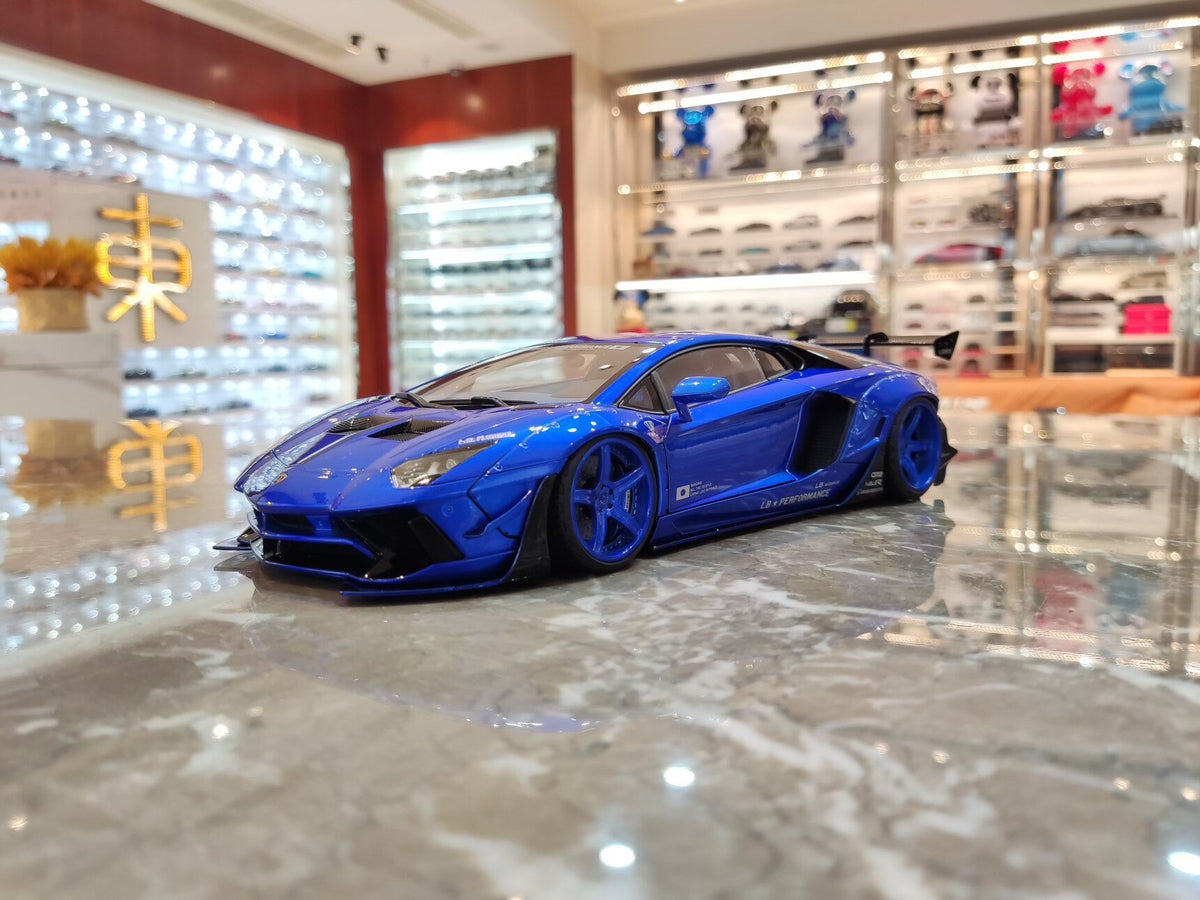 AR AUTO Art Lamborghini Aventador L LB 1:18 Blue - immagine 1