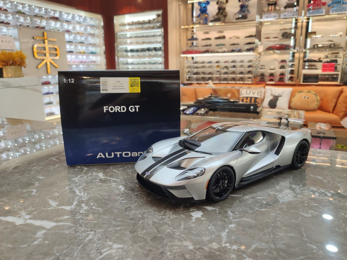 AUTOart  1:12 Ford GT 2017 - Modello da collezione - immagine 1