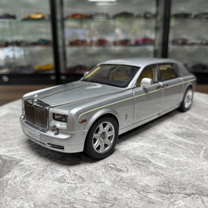 Kyosho Rolls-Royce Phantom 1:18 Alloy Model image 1