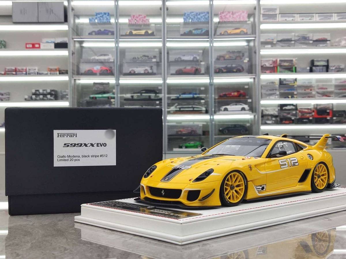 Scale Model DG Ferrari 599 EVO XX Yellow DG22 DG222 1:18 Yellow - immagine 1