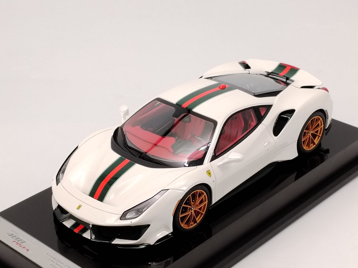 Amalgam Ferrari 488 PISTA Guc M6283-SC4 1:18 - immagine 1