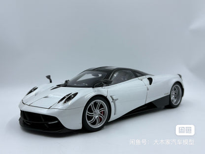 AUTOart 18 PAGANI HUAYRA Pearl DiecastModel 1:18 Pearl White - immagine 1