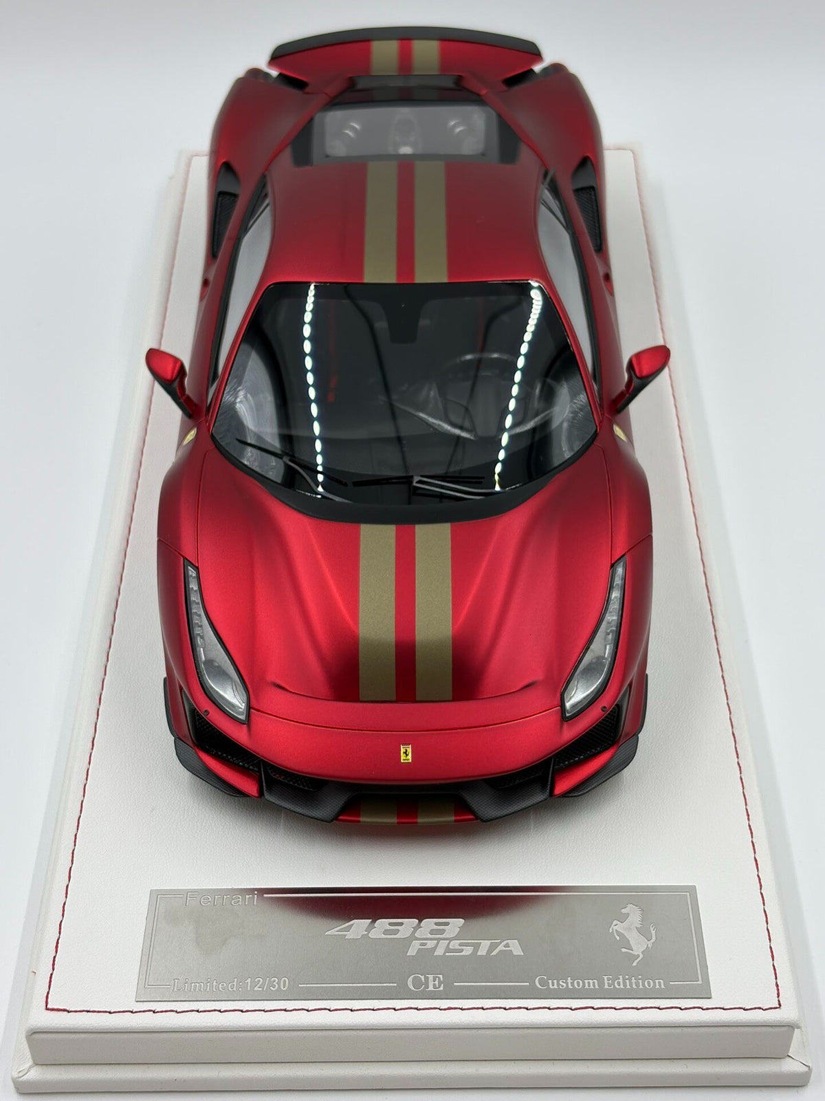 Scale Model 18 Ferrari 488 Pista 1:18 - immagine 1