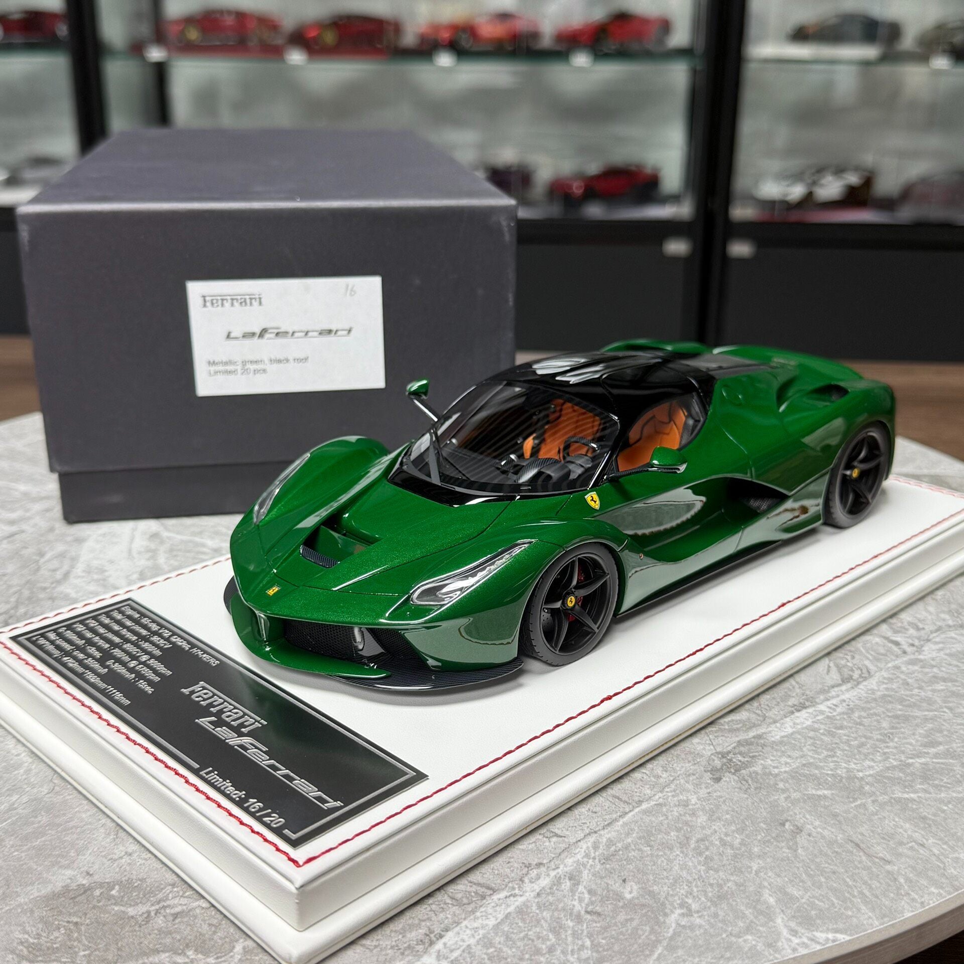 DG Ferrari LaFerrari 1:18 Resin Model image 1