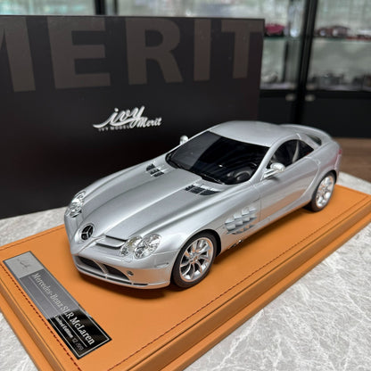 IVY Model Mercedes-Benz SLR Mclaren SLR 722 1:18 Resin Model image 1