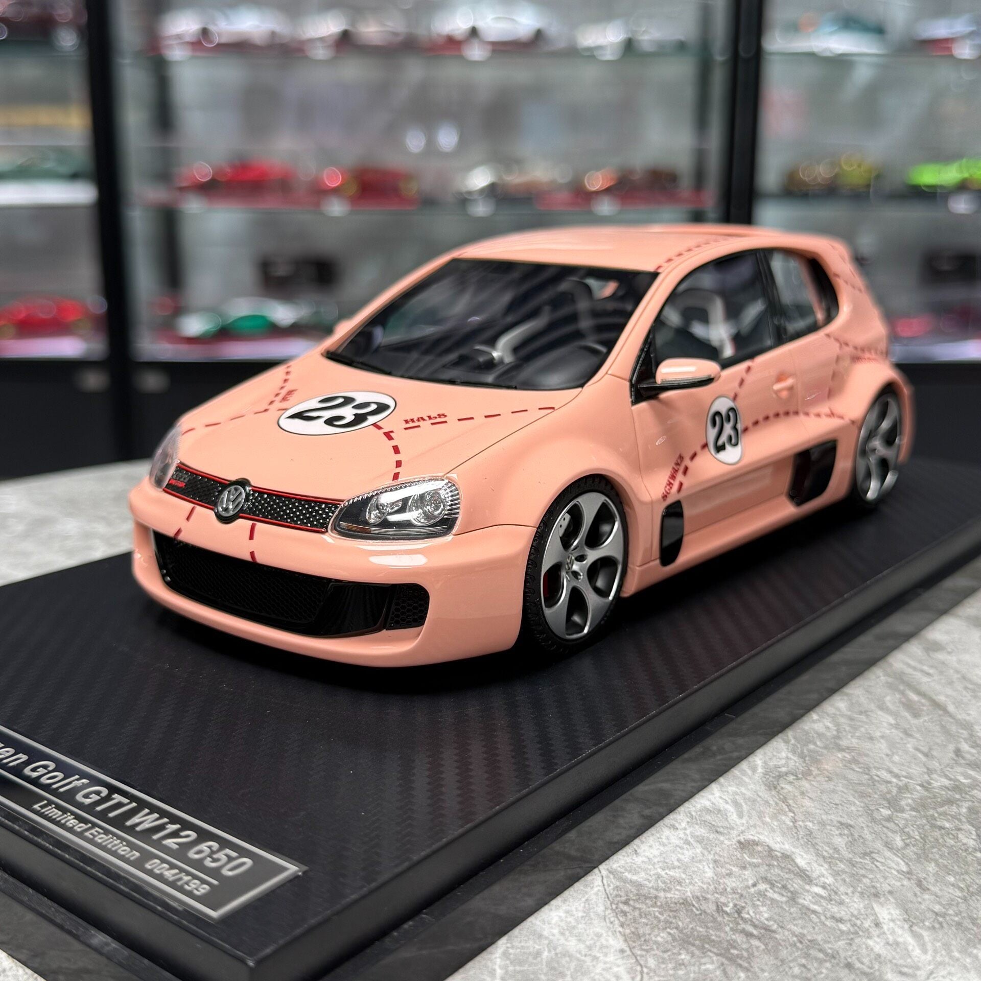 IVY Model Volkswagen W12 650 1:18 Resin Model image 1