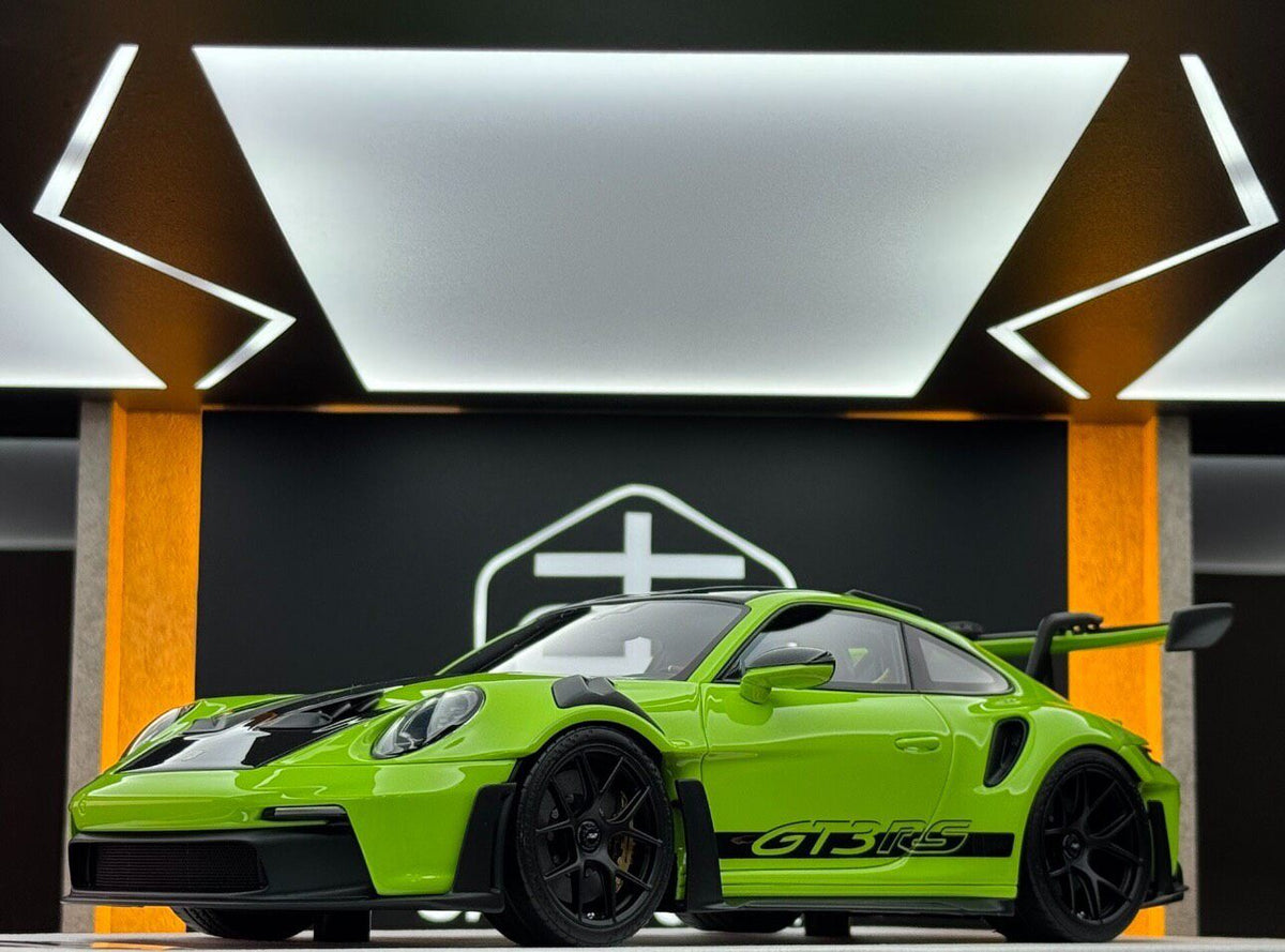 HH MODEL Porsche 992 RS 1:18 - immagine 1