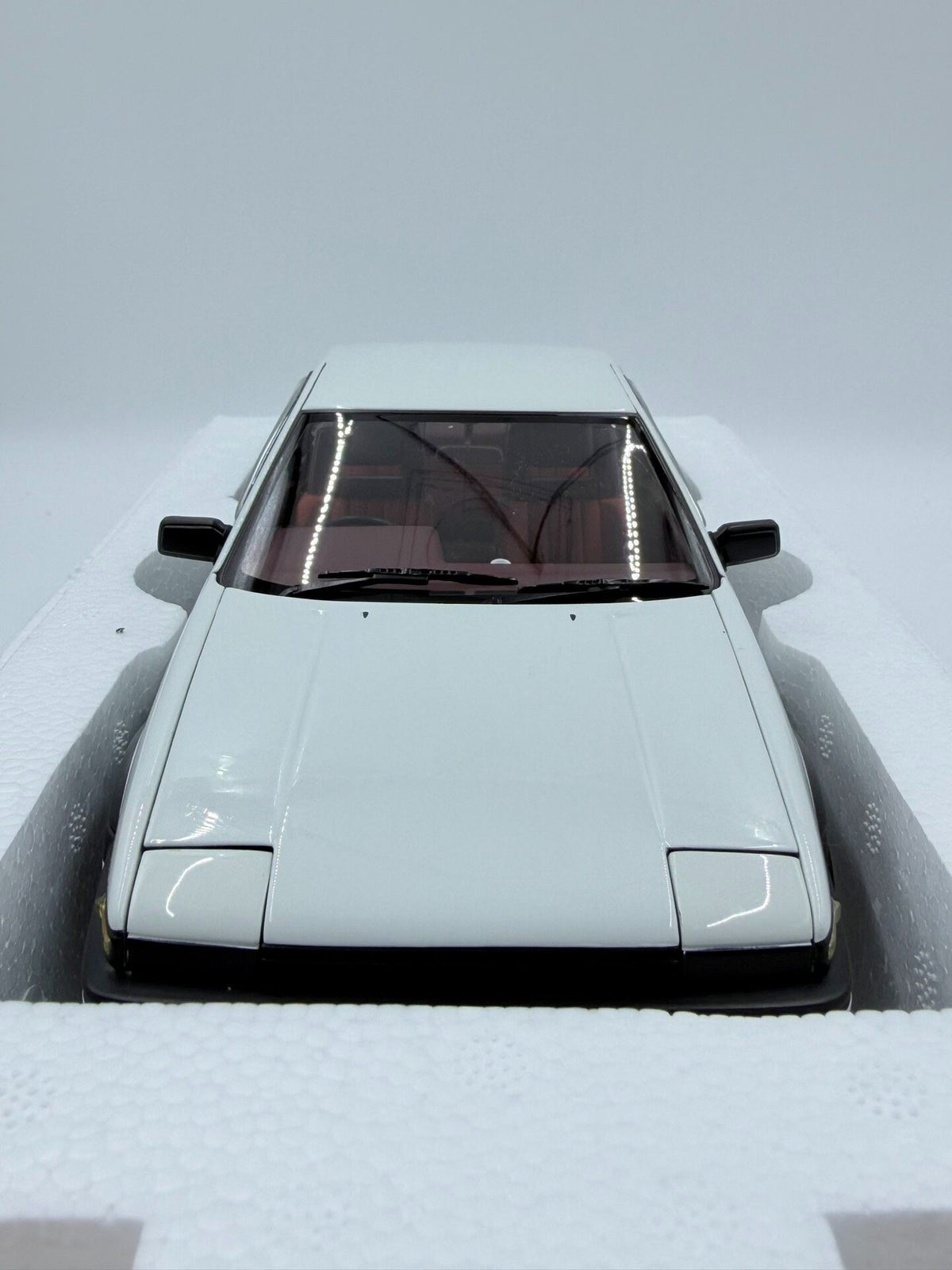 AUTOart 1 18 ToyotaAE 86 1:18 - immagine 1