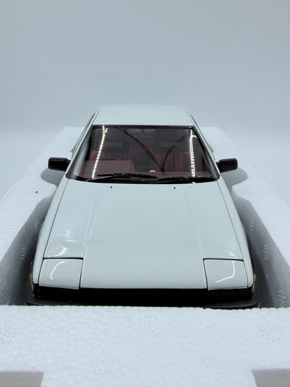 AUTOart 1 18 ToyotaAE 86 1:18 - immagine 1