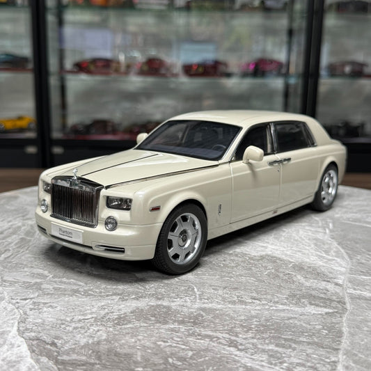 Kyosho Rolls-Royce Phantom 1:18 Alloy Model image 1