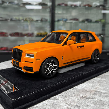 HH Model Rolls-Royce Cullinan 1:18 Resin Model image 1