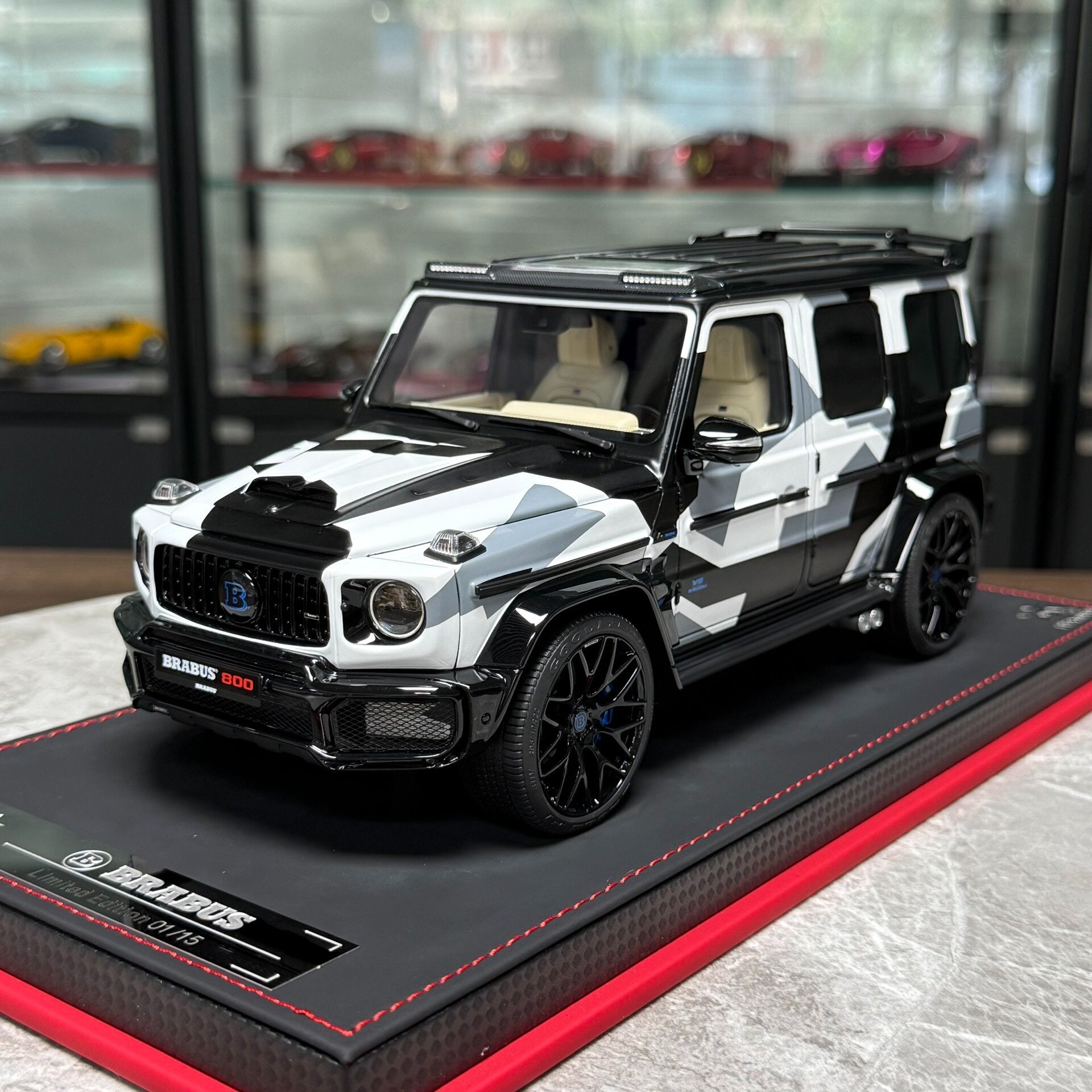 BBA Model Mercedes-Benz Brabus G800 1:18 Resin Model image 1