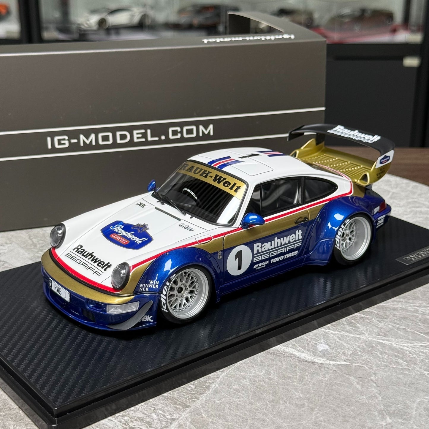 Ignition Model Porsche 964 RWB 1:18 Resin Model image 1