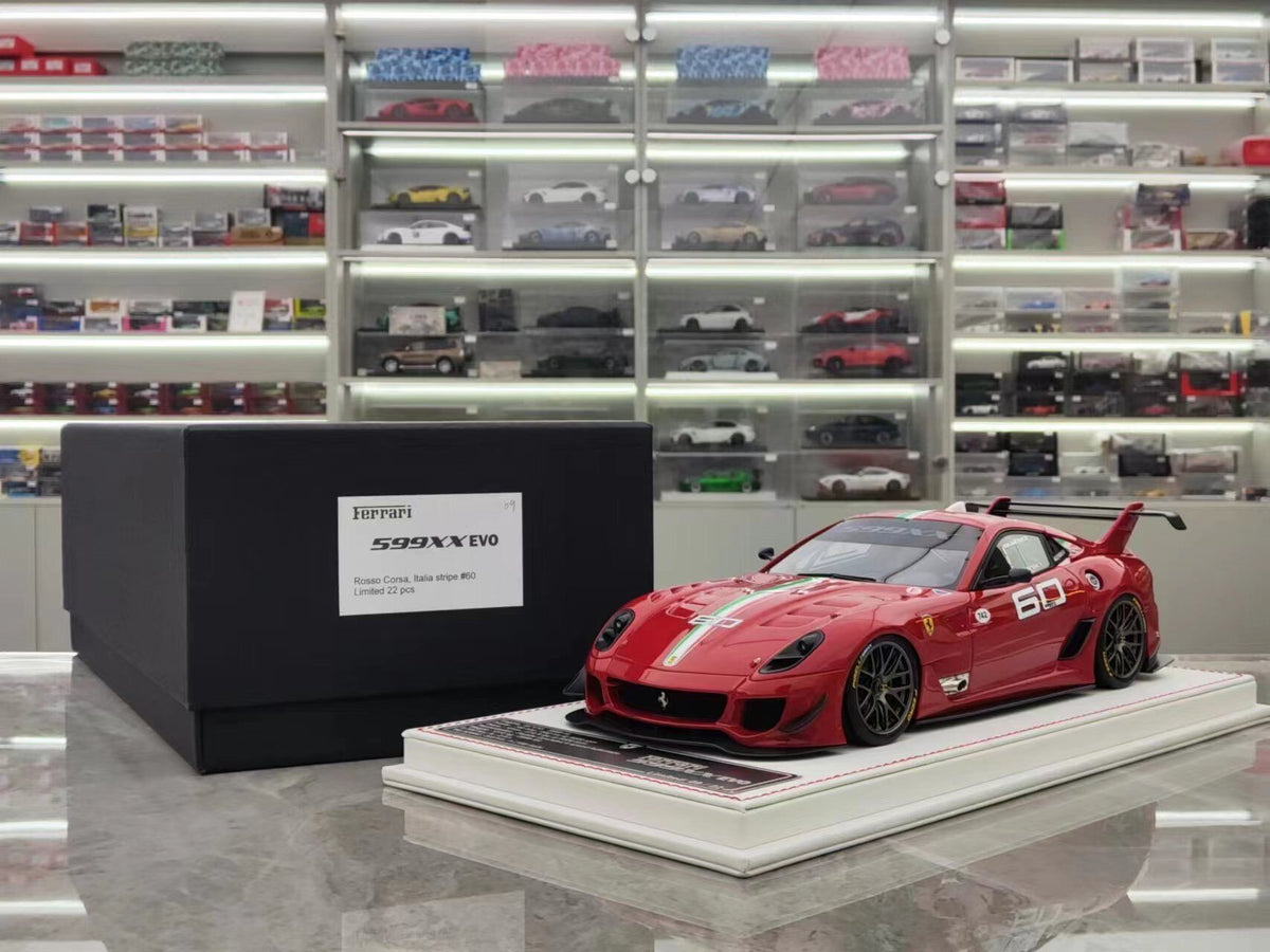 Scale Model DG Ferrari 599 XX EVO DG198 1:18 - immagine 1