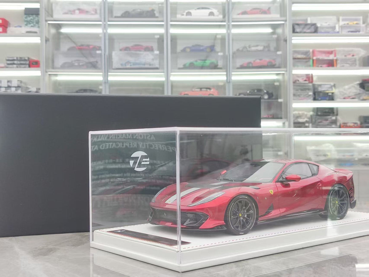 Scale Model TE Ferrari 812 competizione JS-TE003 1:18 - immagine 1