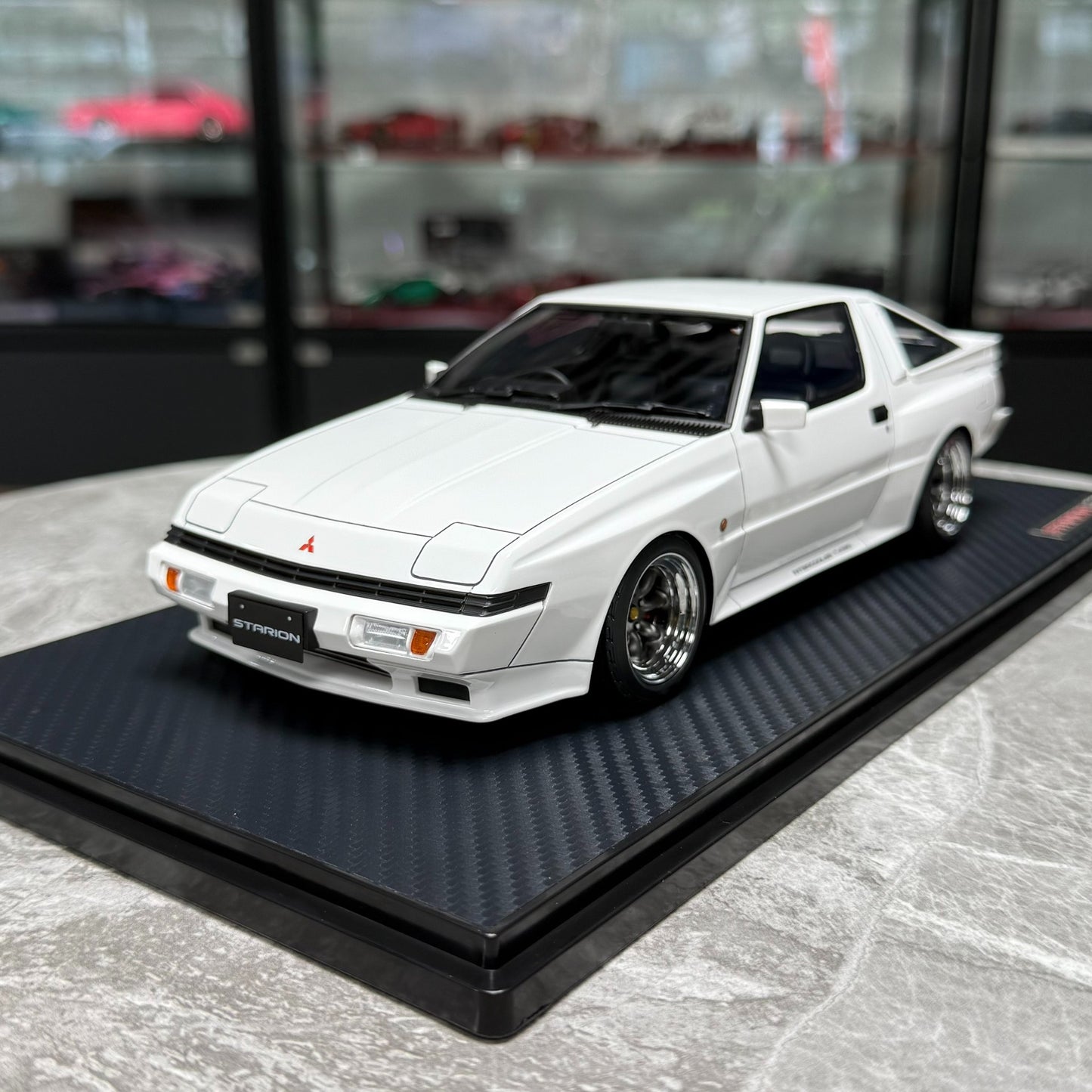 Ignition Model Mitsubishi STARION 2600 GSR-VR 1:18 Resin Model image 2
