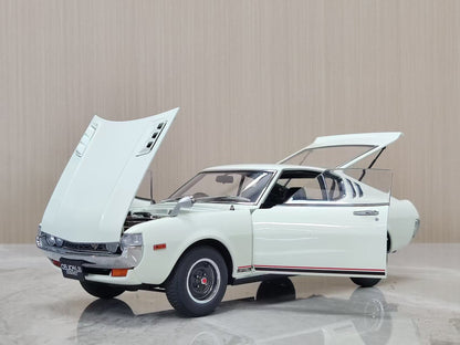 AR AUTO Art 1 18 Toyota CELICA 2000GT RA25 1:18 White - immagine 2