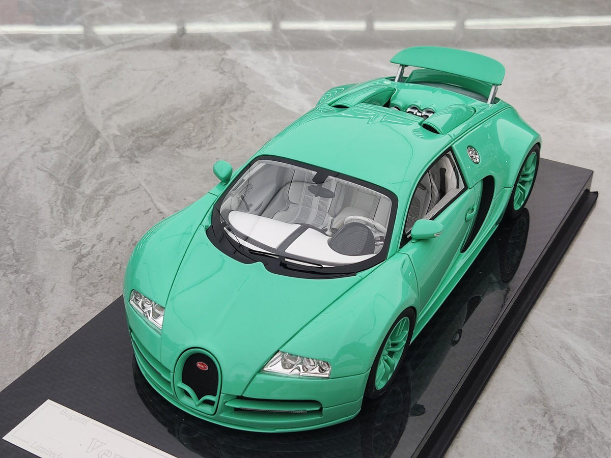 Scale Model UU Bugatti JS JS-UU001 1:18 - immagine 2