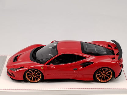 Scale Model DG FerrariF 8 Novetic DG200 1:18 Red - immagine 2
