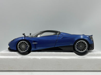 AUTOart AA Pagani Huayra Roadster 1:18 - immagine 2