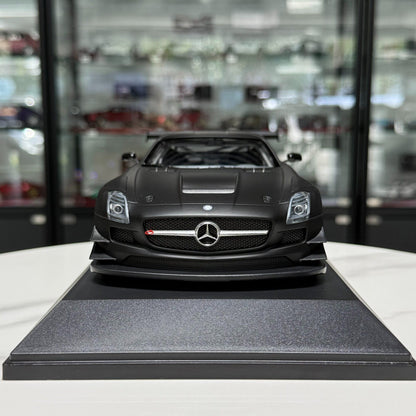 MINICHAMPS Mercedes-Benz SLS AMG GT3 1:18 Alloy Model image 2