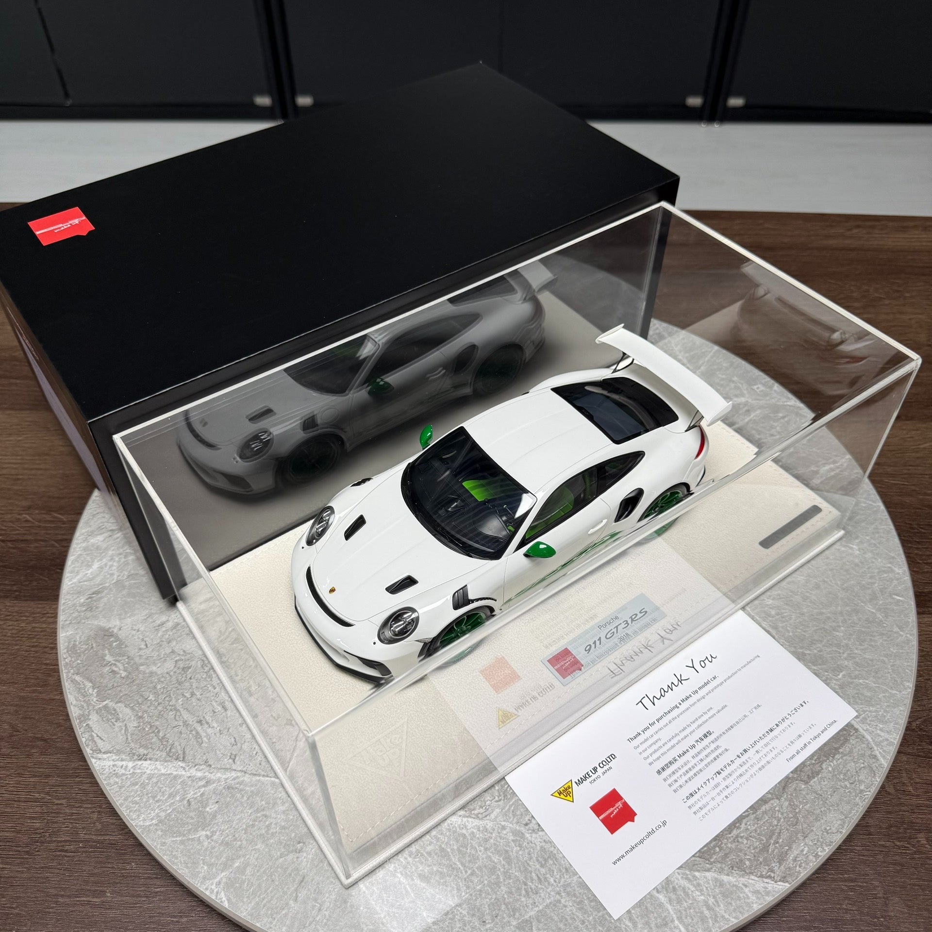 Make Up Porsche 911(991.2)GT3 RS 1:18 Resin Model image 2