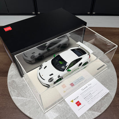 Make Up Porsche 911(991.2)GT3 RS 1:18 Resin Model image 2
