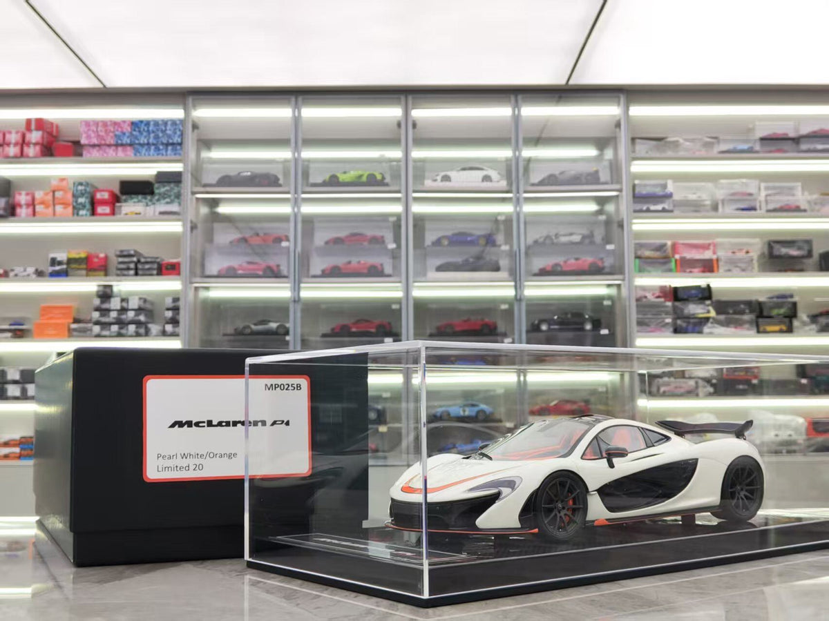 Scale Model DM McLarenP 1 1:18 - immagine 2