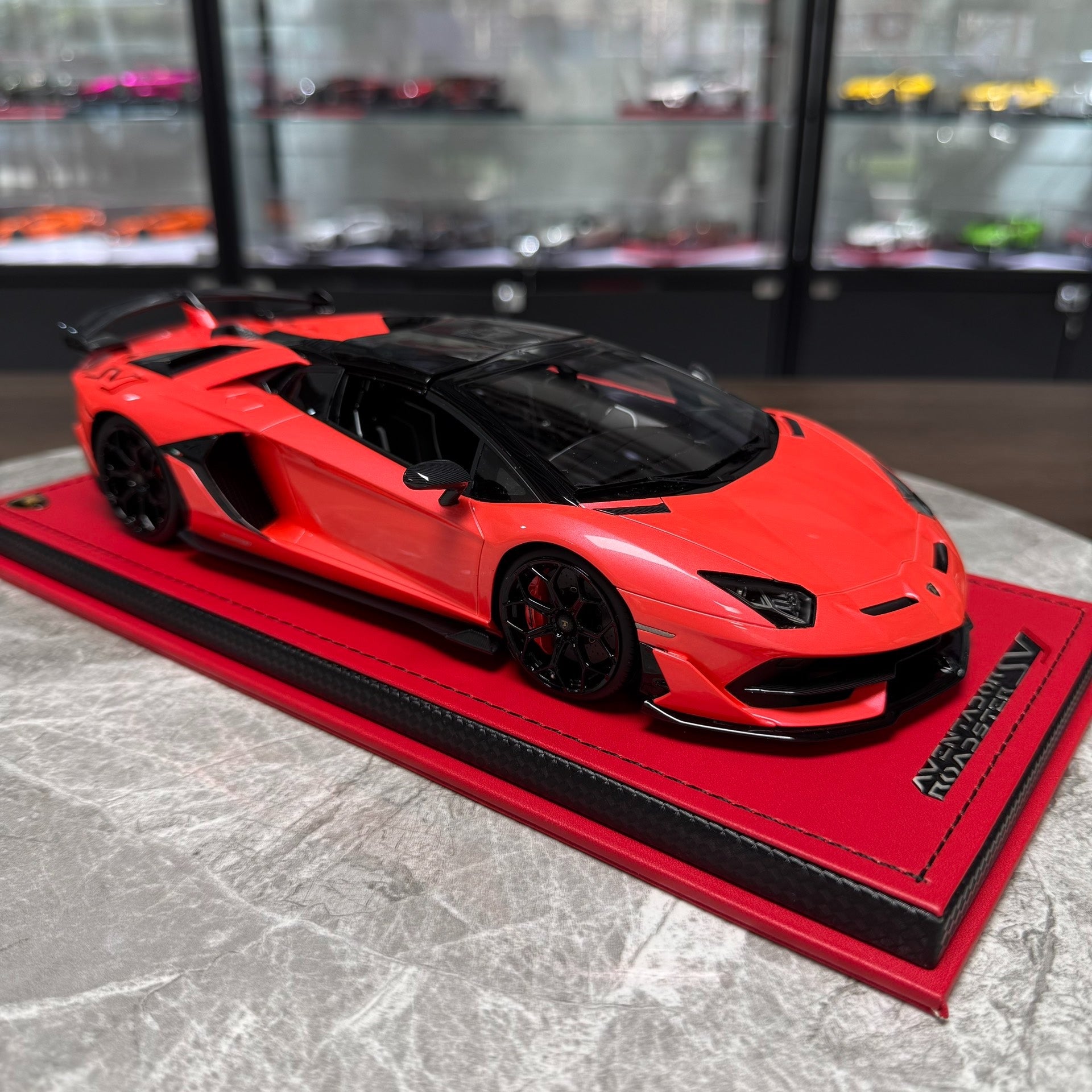 MR Lamborghini Aventador SVJ 1:18 Resin Model image 2