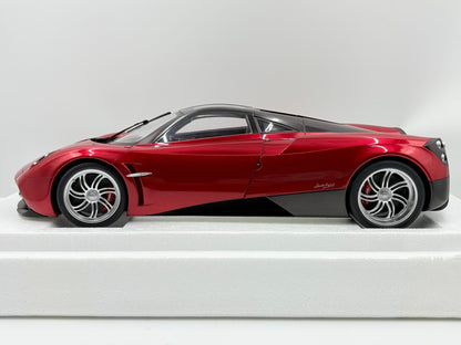 AUTOart PaganiHuayra ABSModel 1:12 - immagine 2