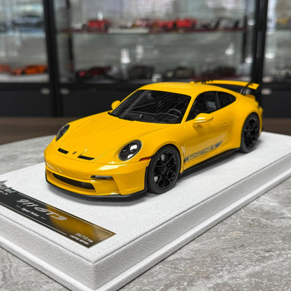 FuelMe Porsche 911 992 GT3 1:18 Resin Model image 2