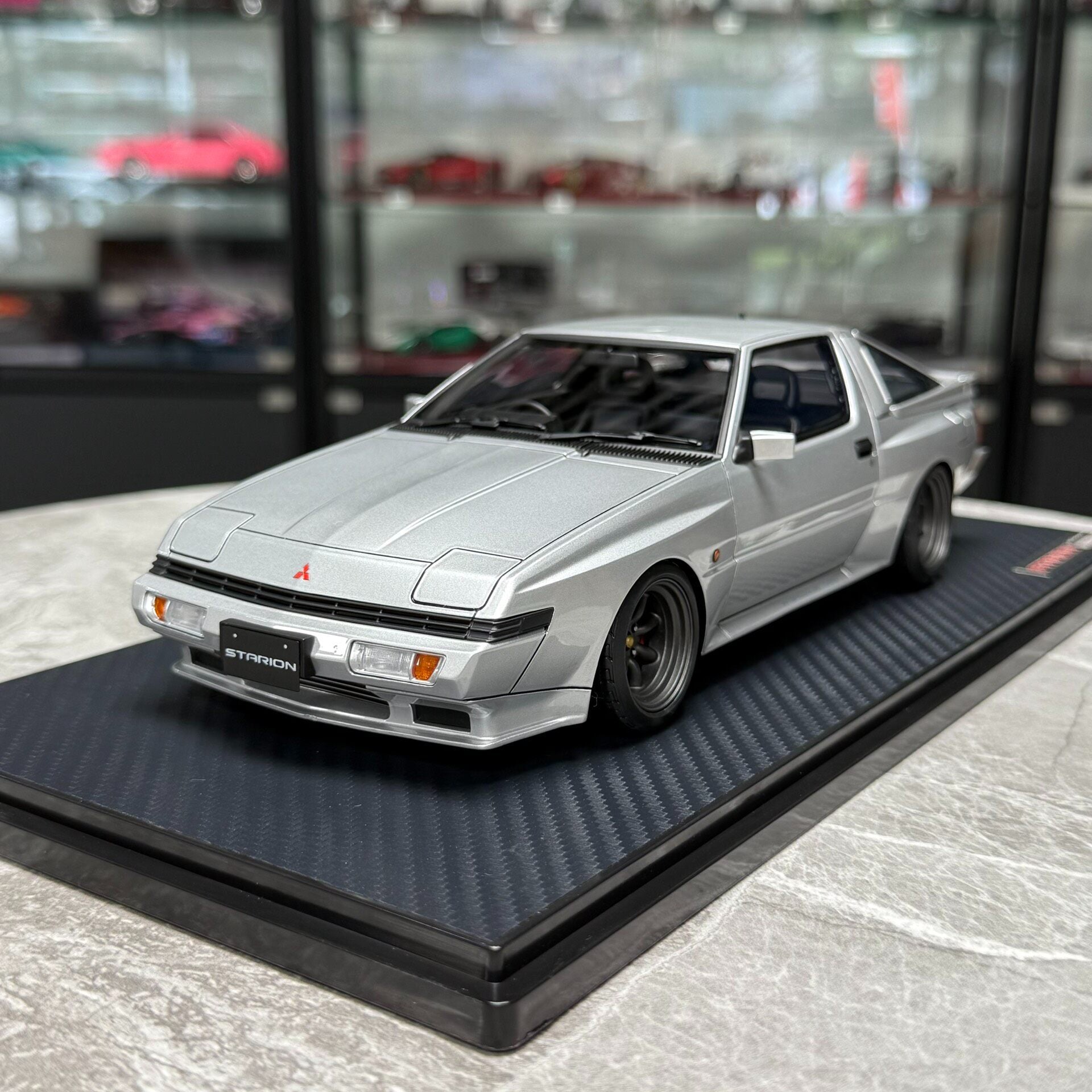 Ignition Model Mitsubishi STARION 2600 GSR-VR 1:18 Resin Model image 2