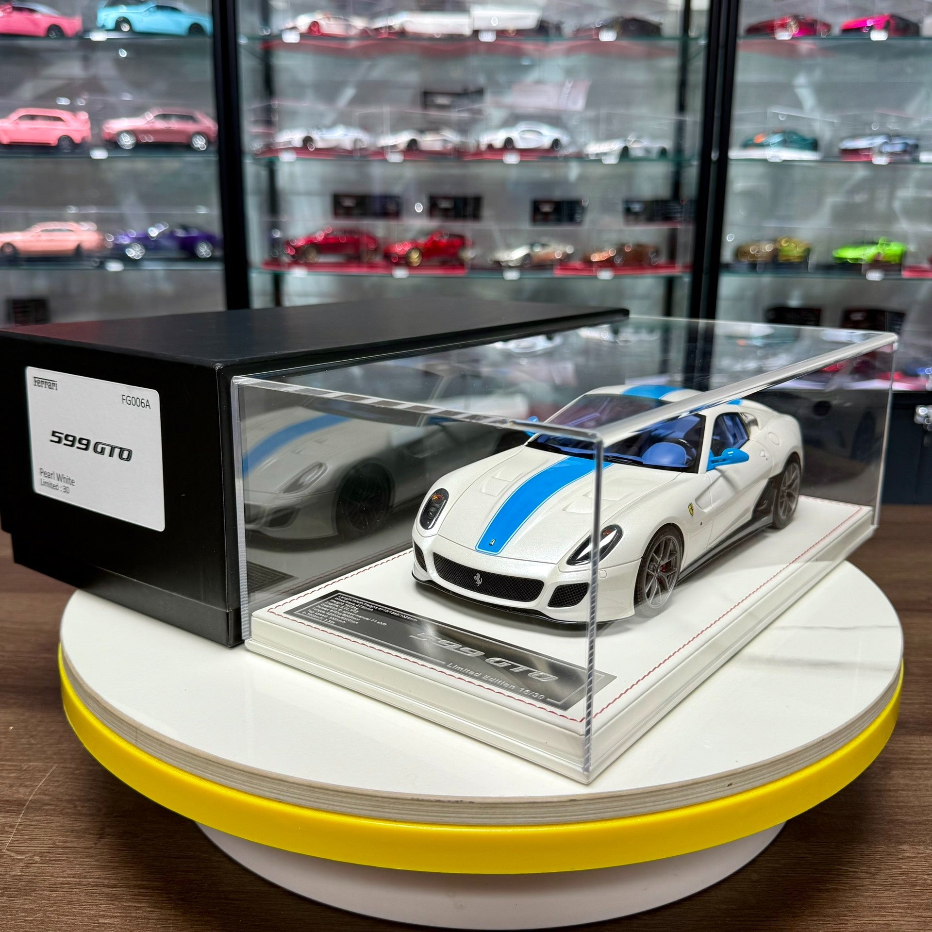 DM Dino Model Ferrari 599GTO 1:18 Resin Model image 2