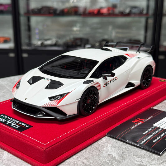 MR Lamborghini 1:18 Resin Model image 2