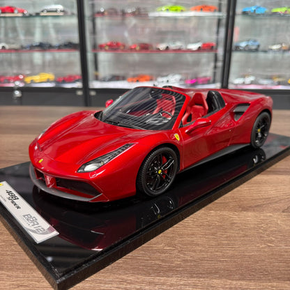 BBR Ferrari 488 1:12 Resin Model image 2